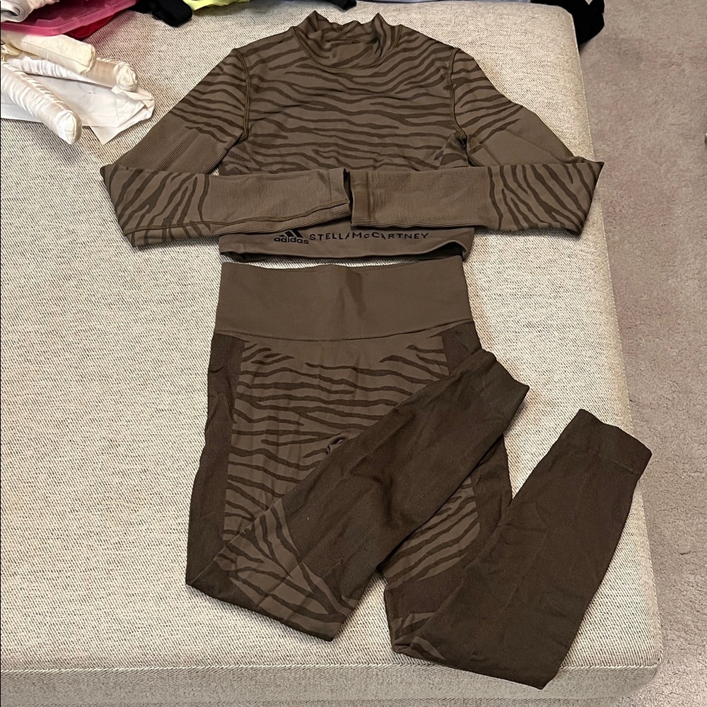 Stella McCartney TrueNature ribbed stretch jacquard-knit set zebra